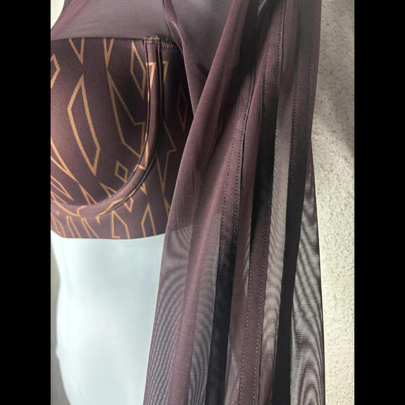 NWT IVY Park Adidas Women's Sz S Mesh Monogram Cropped Top (1603) - Picture 4 of 7